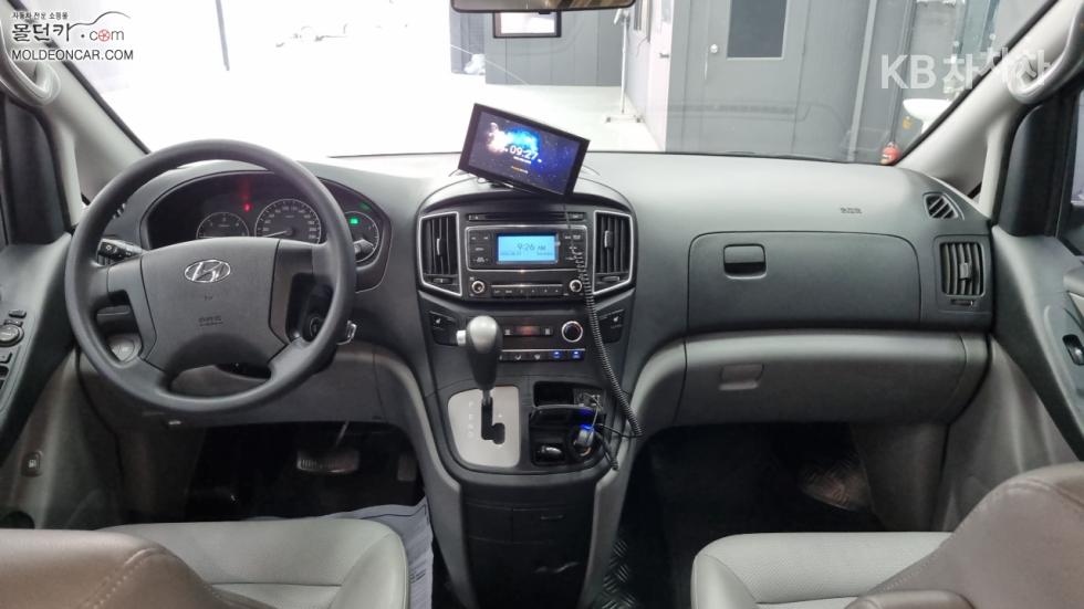 Hyundai Starex — miniaturë 7