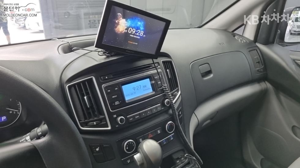 Hyundai Starex — miniaturë 12