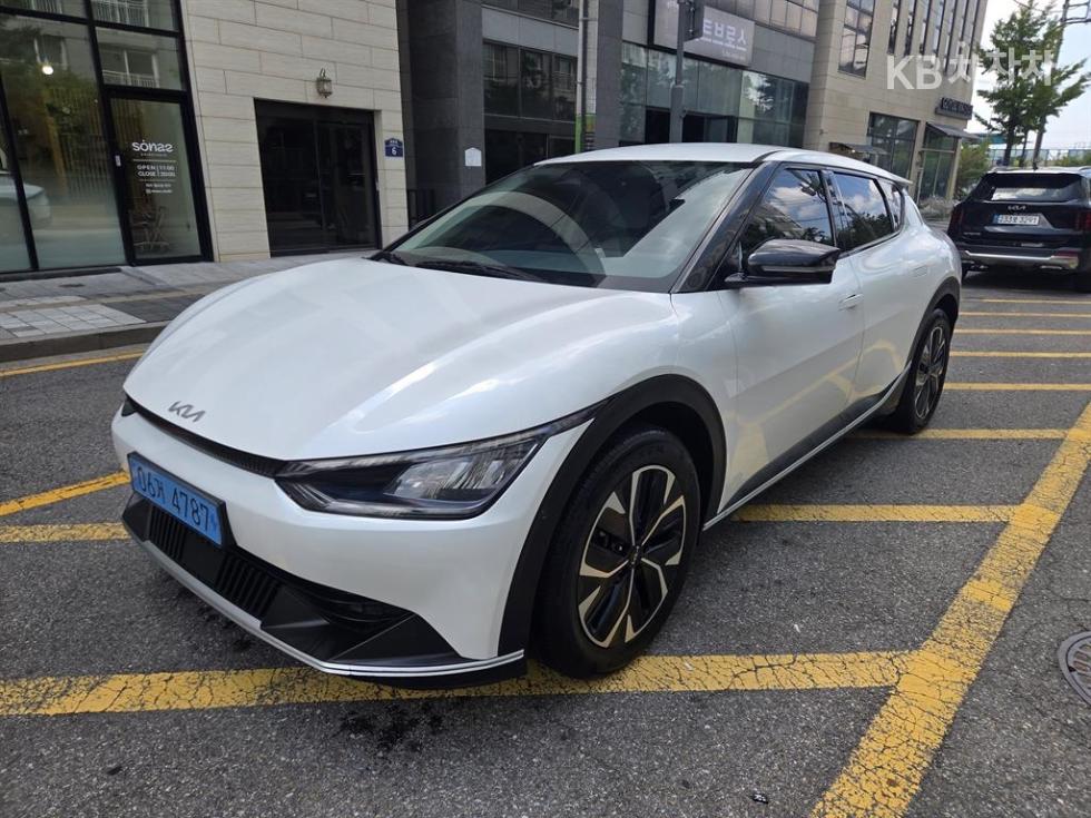 Kia EV6 — miniaturë 2