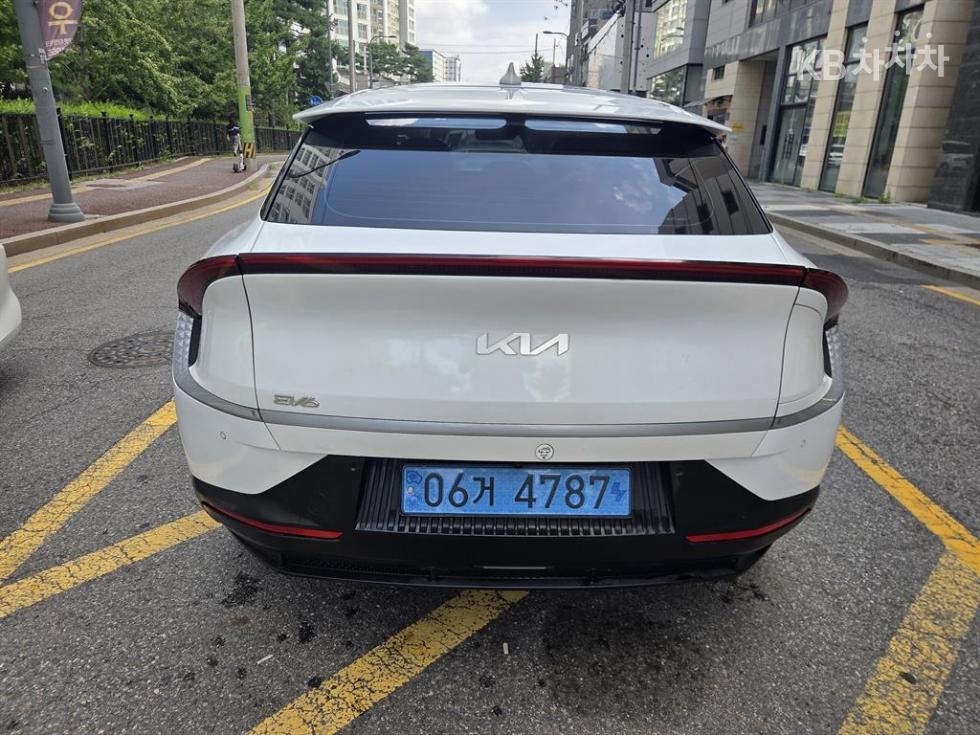 Kia EV6 — miniaturë 4