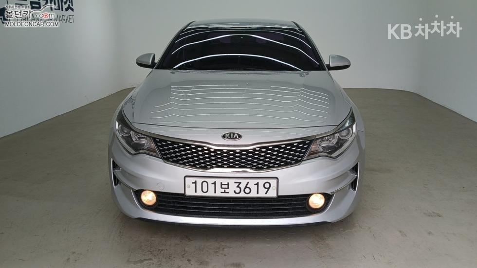 Kia K5 — miniaturë 3