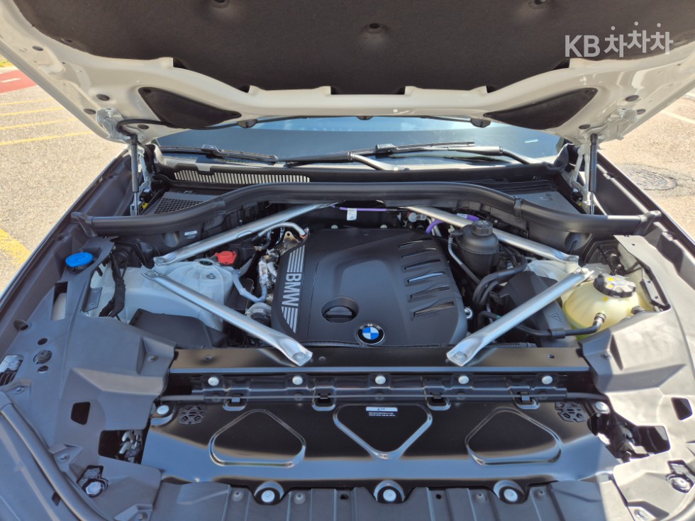 BMW X5 — miniaturë 8