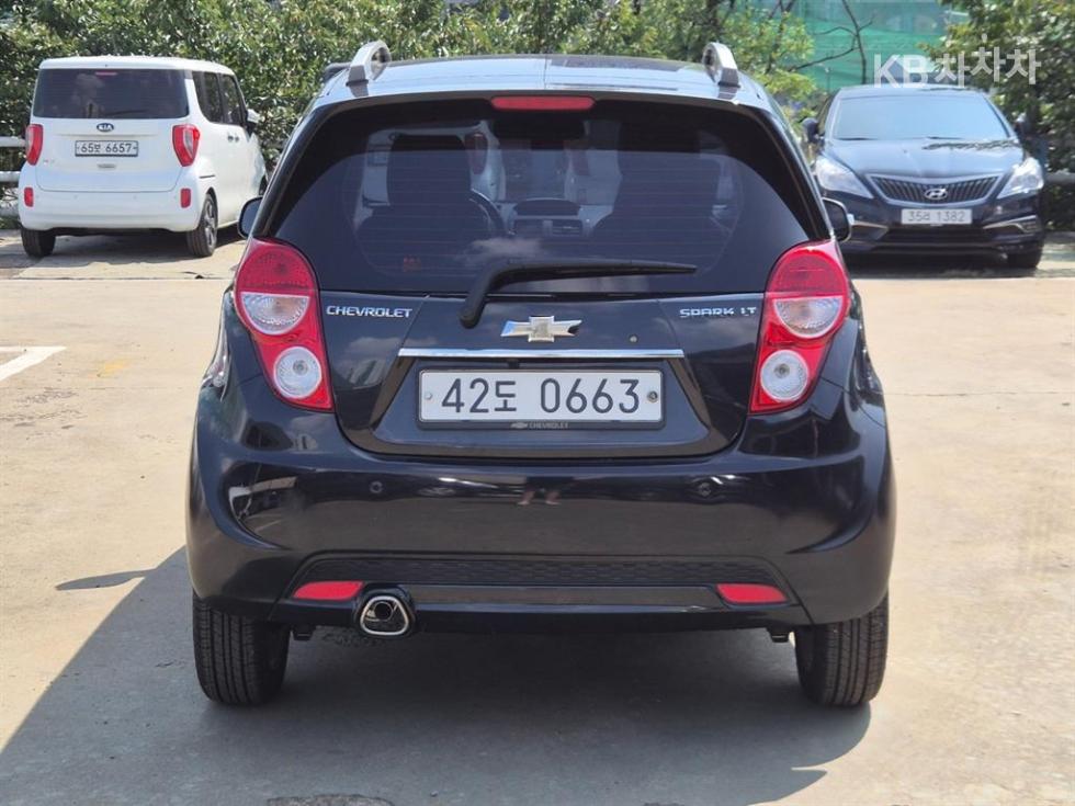 Chevrolet Spark — miniaturë 3