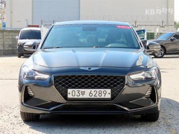 Genesis G70 2.0T Sport Package — foto 1