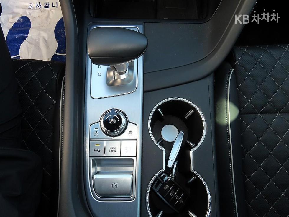 Genesis G70 — miniaturë 10