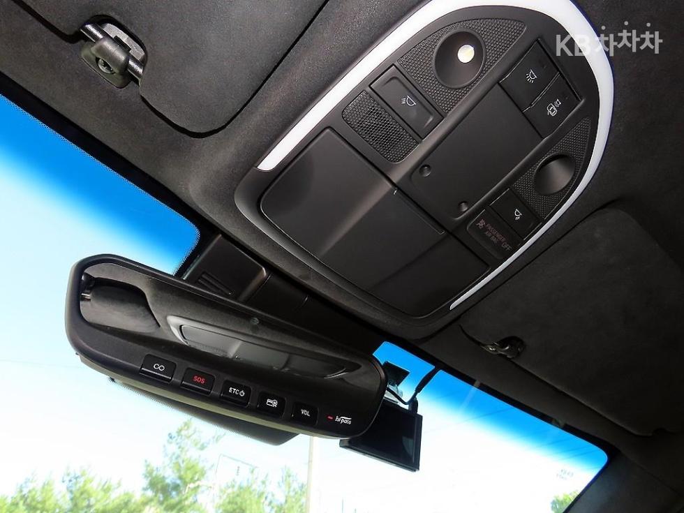 Genesis G70 — miniaturë 15