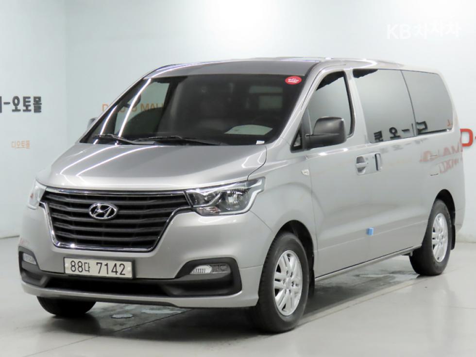 Hyundai Grand Starex