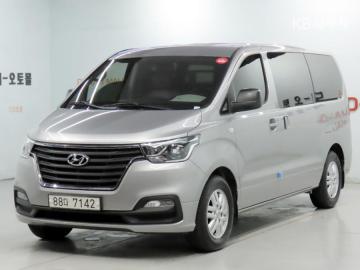 Hyundai Starex Van 3-Seater Smart — foto 1