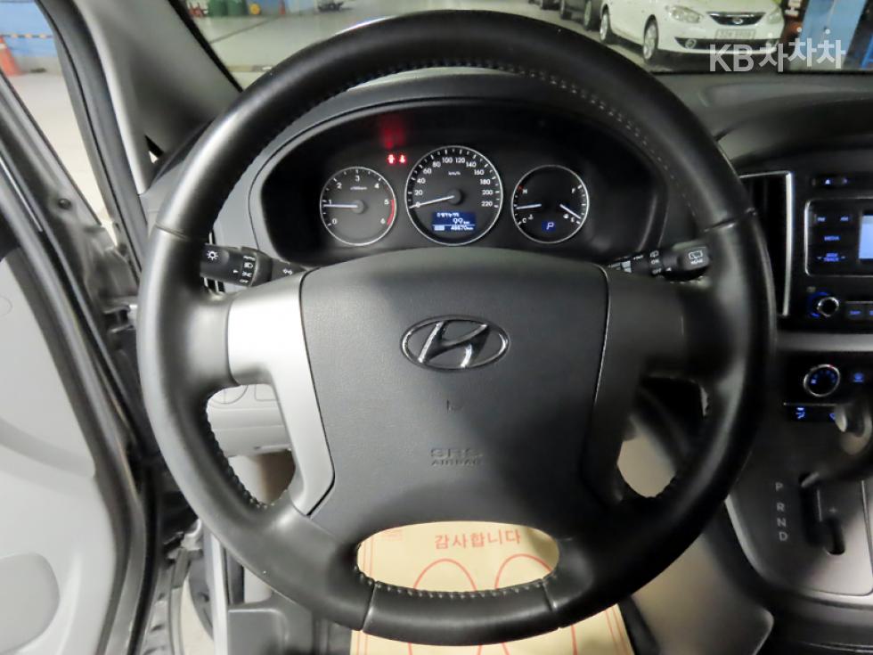 Hyundai Starex — miniaturë 9