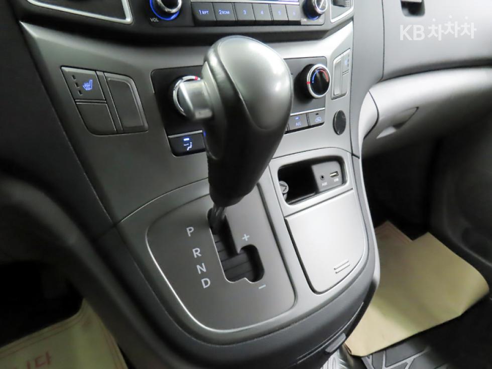 Hyundai Starex — miniaturë 12