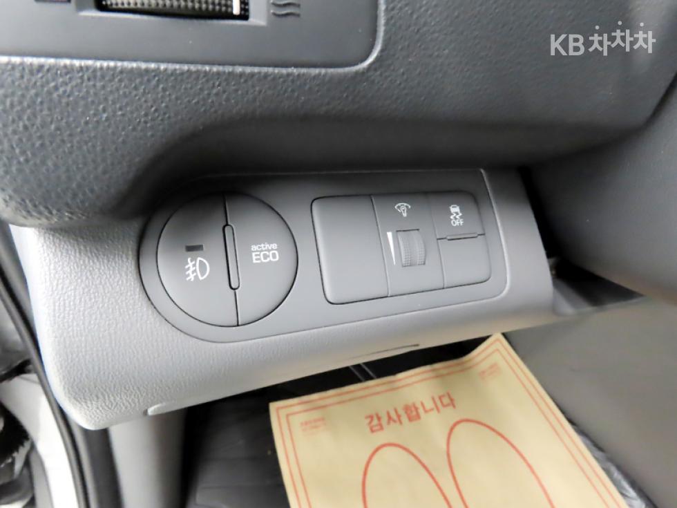 Hyundai Starex — miniaturë 16