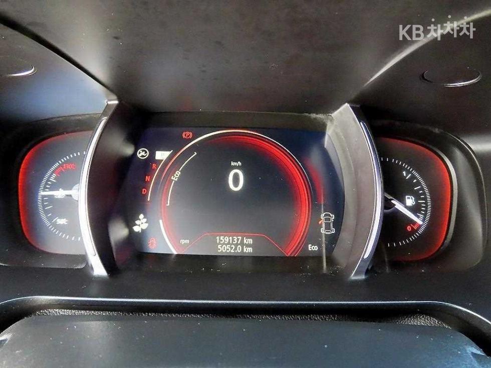 Renault SM6 — miniaturë 9