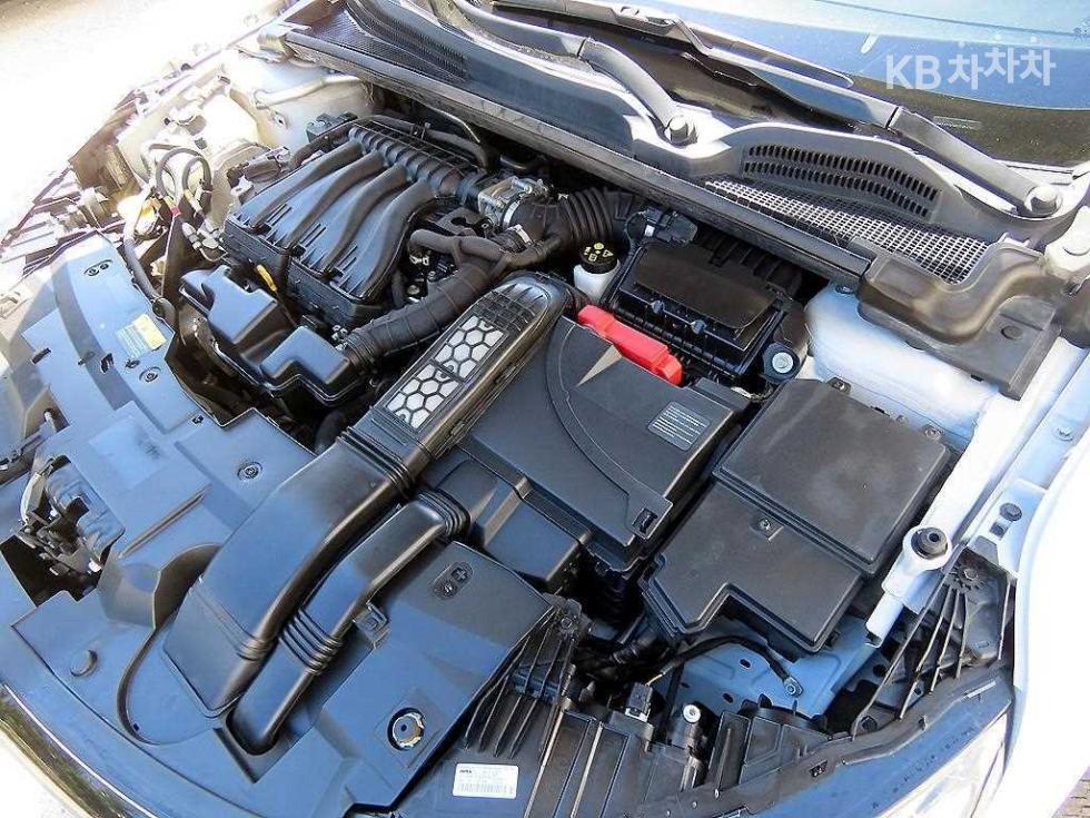 Renault SM6 — miniaturë 19