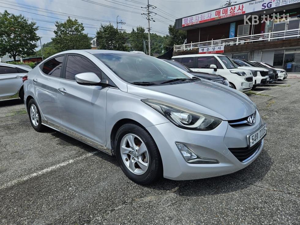 Hyundai Avante — miniaturë 2