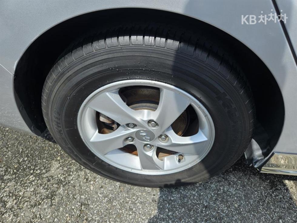 Hyundai Avante — miniaturë 20