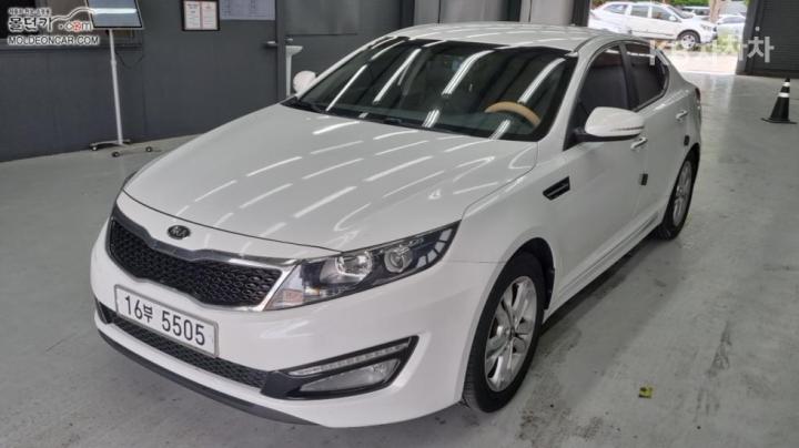 Kia K5 2.0 LPI 프레스티지 — foto 1