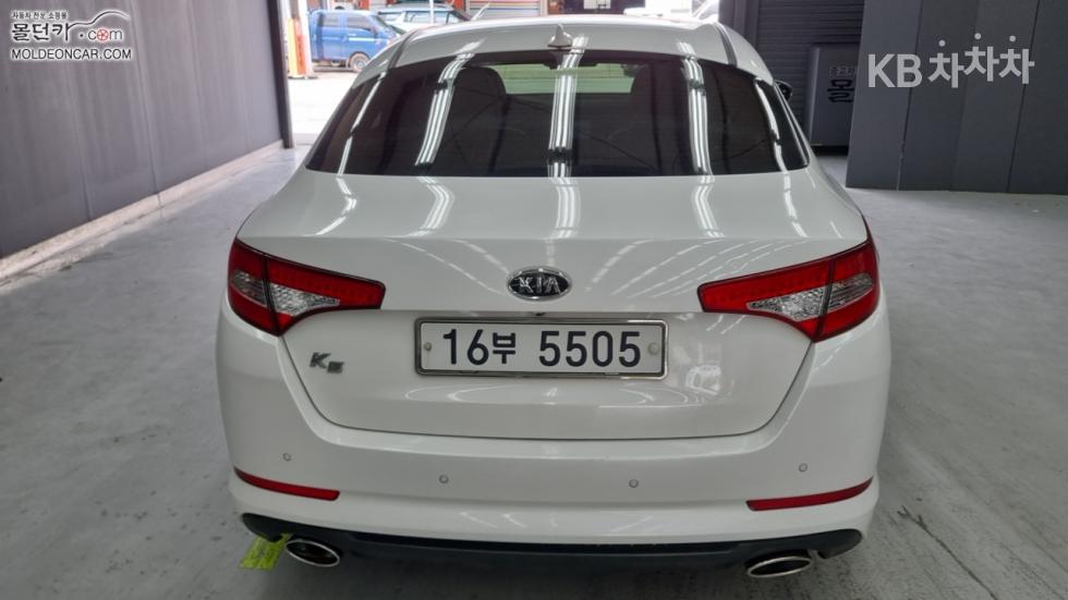 Kia K5 — miniaturë 4