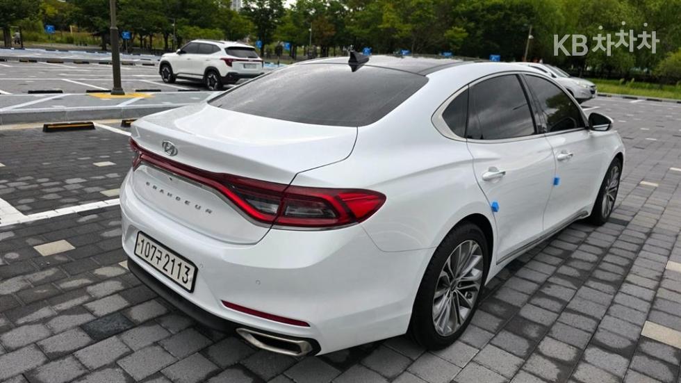 Hyundai Grandeur — miniaturë 2