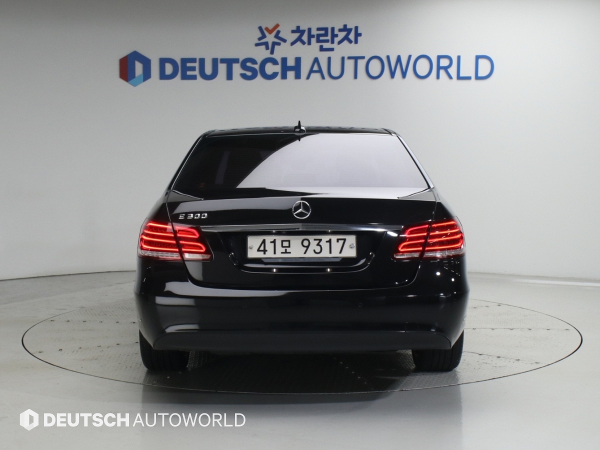 Mercedes-Benz E-klasse — miniaturë 4