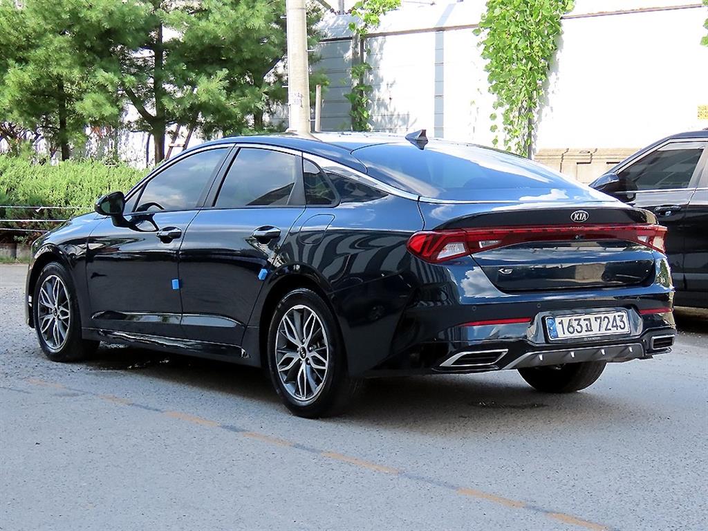 Kia K5 — miniaturë 3