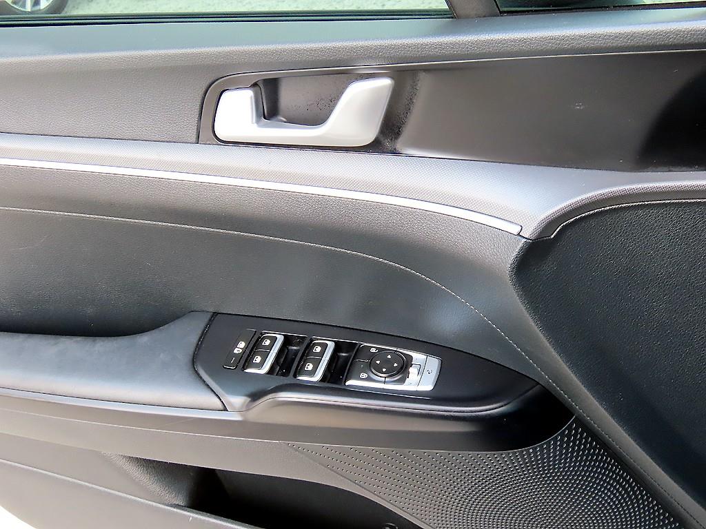 Kia K5 — miniaturë 11