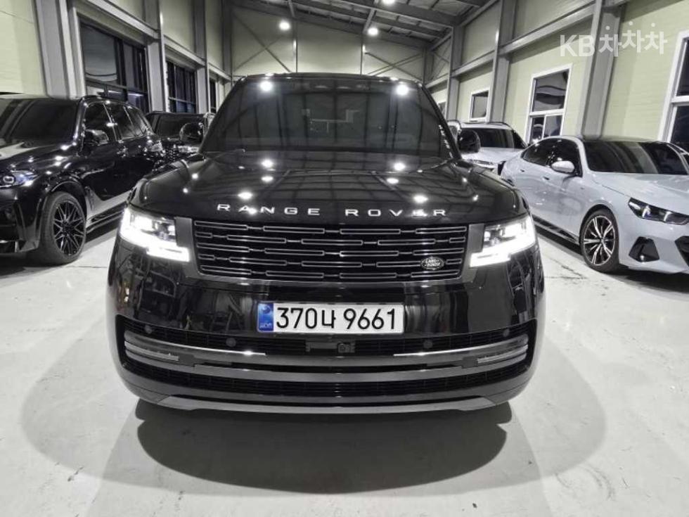 Land Rover Range Rover — miniaturë 3