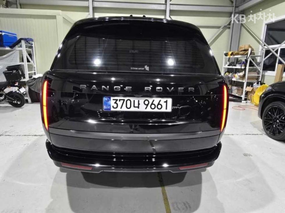 Land Rover Range Rover — miniaturë 4