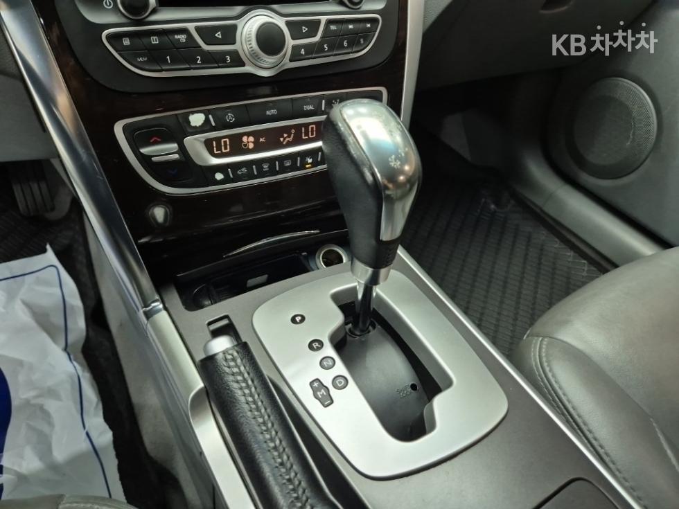 Renault SM5 — miniaturë 8
