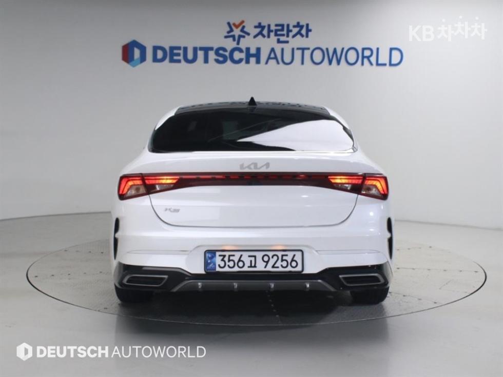 Kia K5 — miniaturë 4
