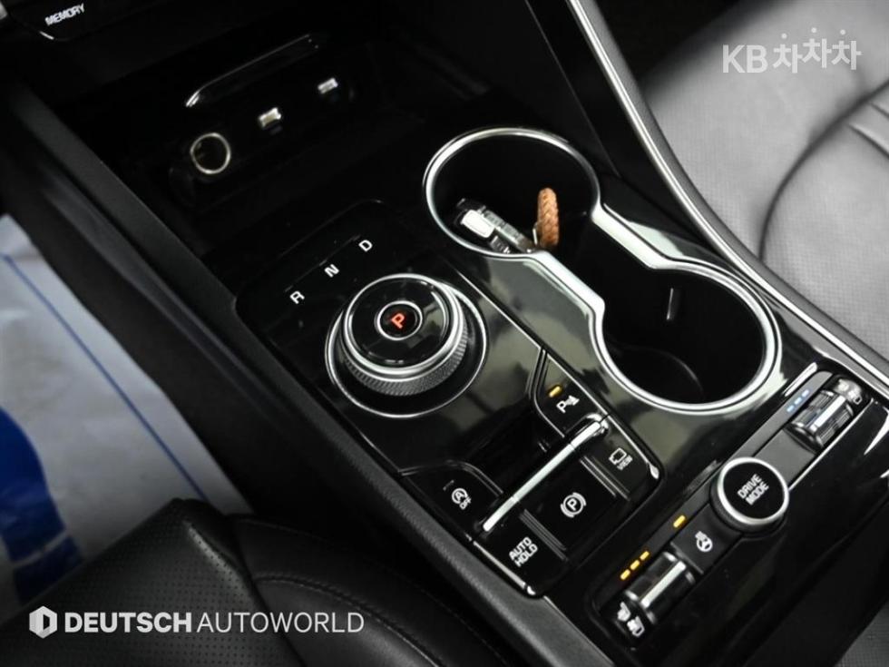 Kia K5 — miniaturë 9