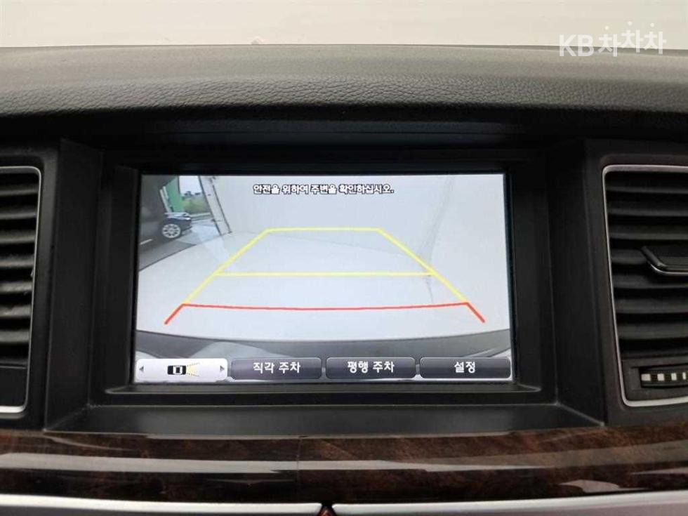 Hyundai Genesis — miniaturë 10