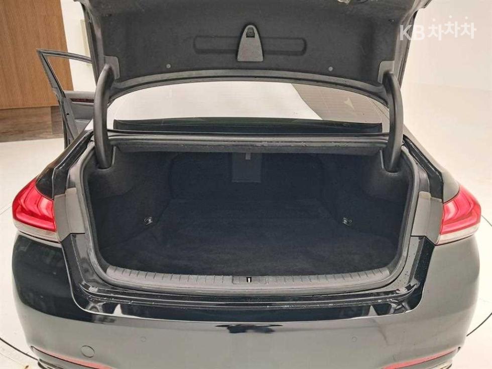 Hyundai Genesis — miniaturë 17