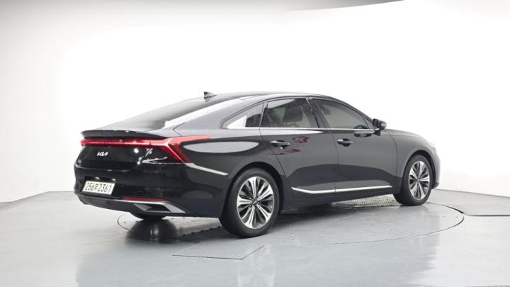Kia K8 — miniaturë 2