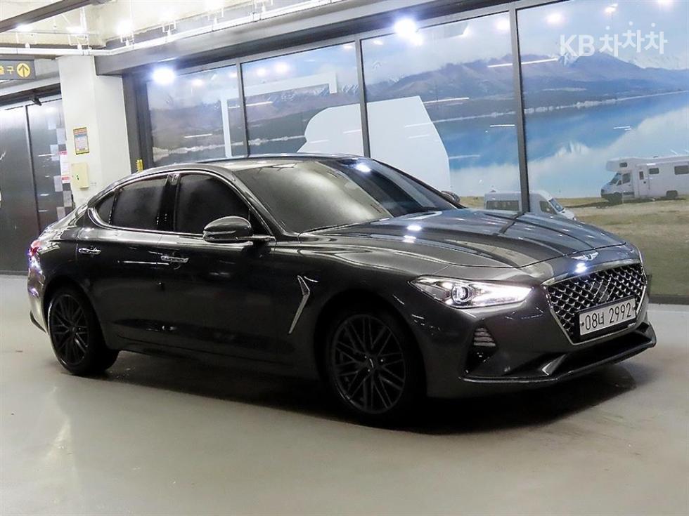 جينيسيس G70