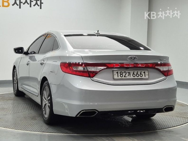 Hyundai Grandeur — miniaturë 4