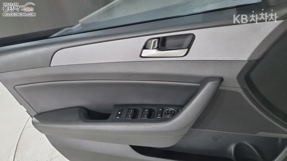 Hyundai Sonata — miniaturë 17