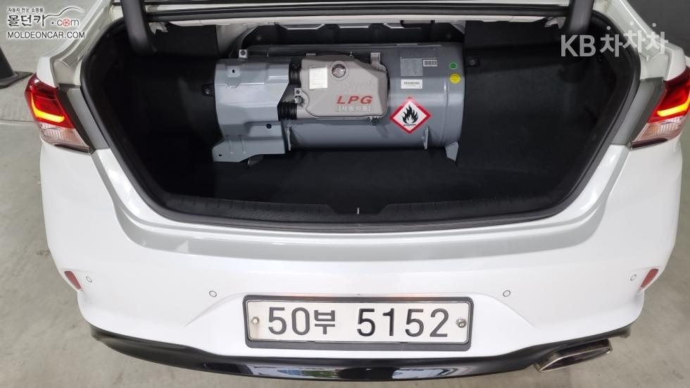 Hyundai Sonata — miniaturë 18