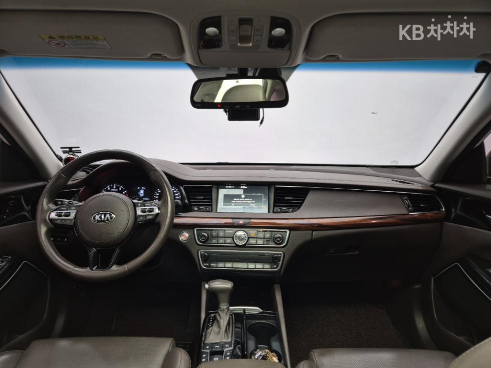 Kia K7 — miniaturë 7