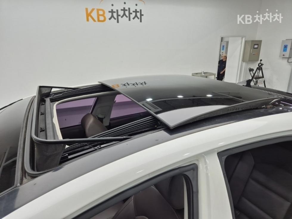 Kia K7 — miniaturë 13
