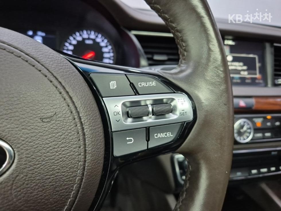 Kia K7 — miniaturë 16