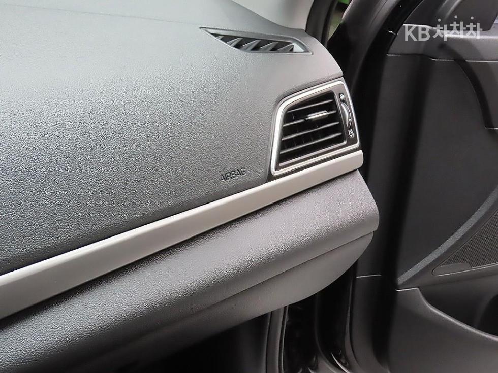 Hyundai Avante — miniaturë 16