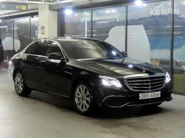 Mercedes-Benz E-klasse e300 4matic exclusive — foto 1