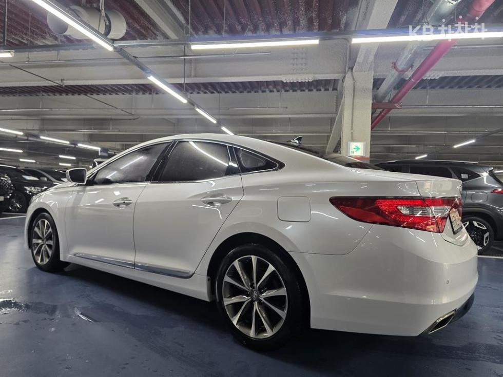 Hyundai Grandeur — miniaturë 6