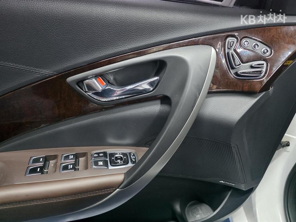 Hyundai Grandeur — miniaturë 8