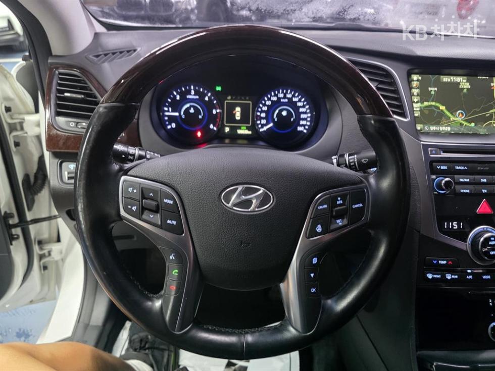 Hyundai Grandeur — miniaturë 12
