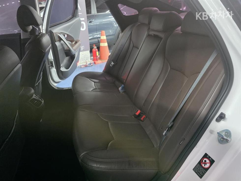 Hyundai Grandeur — miniaturë 18