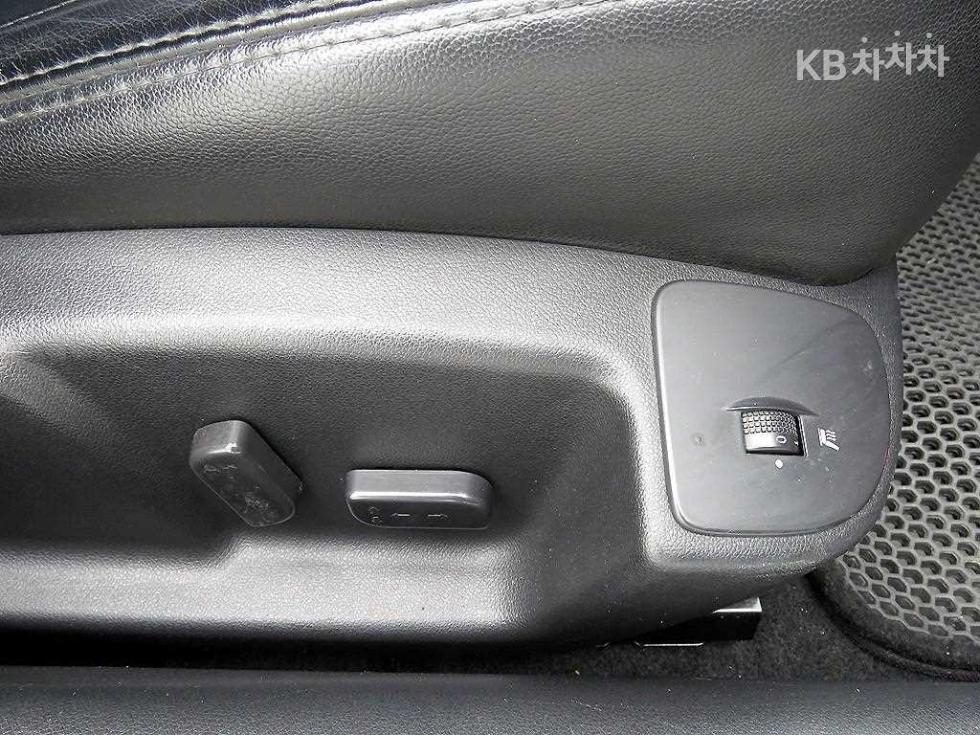 Renault SM5 — miniaturë 13
