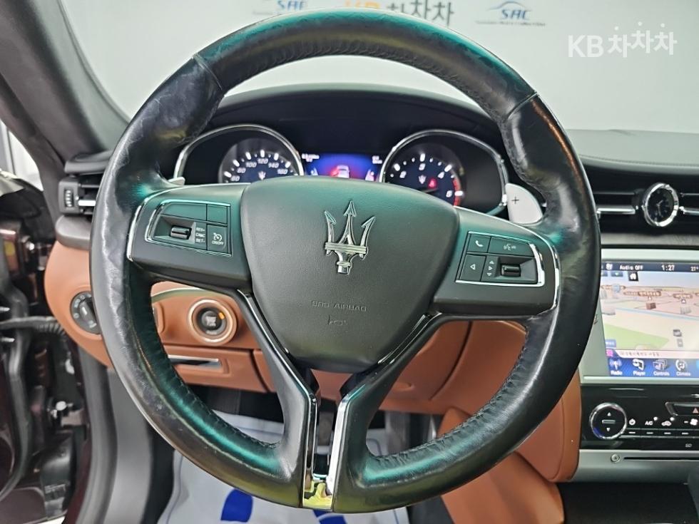 Maserati Quattroporte — miniaturë 9