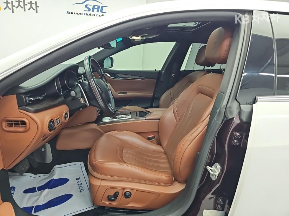 Maserati Quattroporte — miniaturë 11