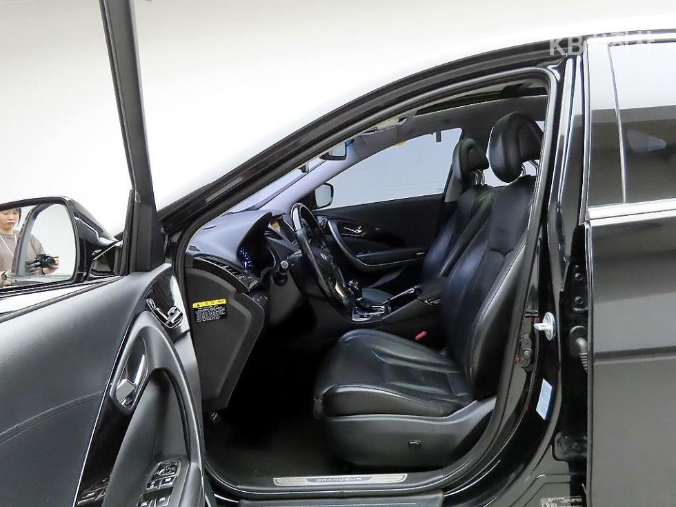 Hyundai Grandeur — miniaturë 12